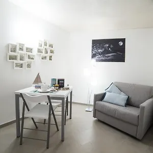 Appartement 330, Manarola
