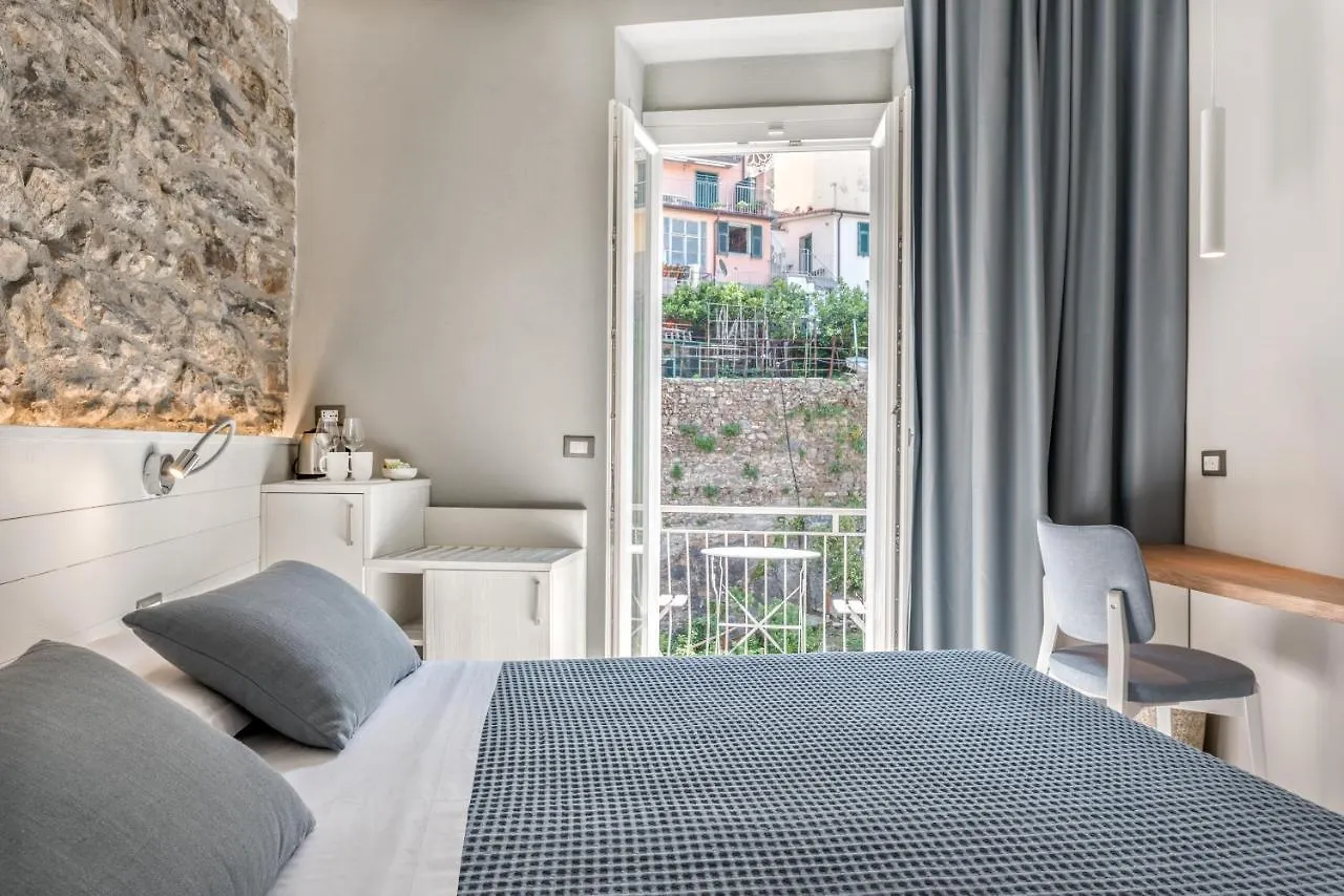 Amanarola Hotel Italy